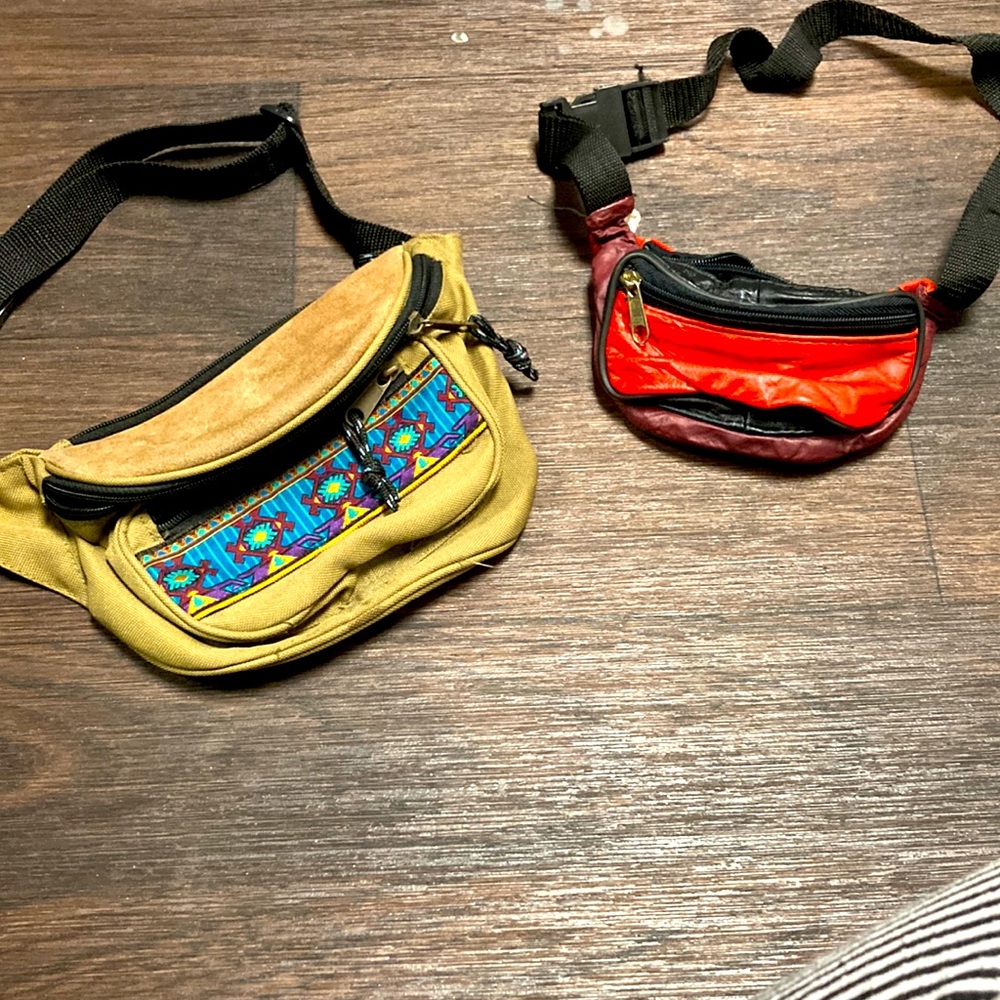 2 Fanny packs